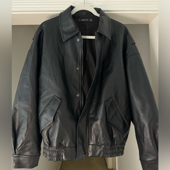 Lioness Jackets & Blazers - Lioness Black Bomber Jacket for women